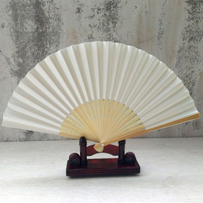 Karštas naujas 7 colių rankinis ventiliatorius, sulankstomas popierinis ventiliatorius, vasaros raštas, sulankstomas šokių vestuvių vakarėlis, nėriniai, šilkas, sulankstomas, vientisas 18 spalvų ventiliatorius