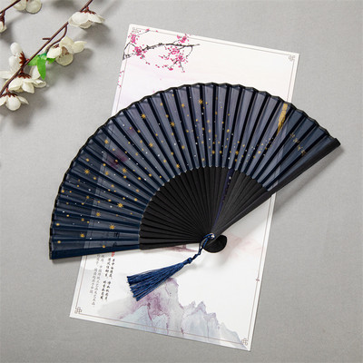 Zvaigžņu raksta pārnēsājamie saliekamie vēdekļi ķīniešu stila vasaras bambusa ventilatora kāzu dekorēšanai deju rekvizīti