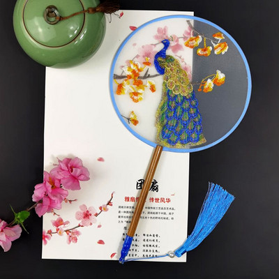 Modes ķīniešu stila koka roktura ventilatora izšuvumi puķu meitenei dāvana pārnēsājami mājas dekori Roku ventilatori Amatniecība deju ventilators