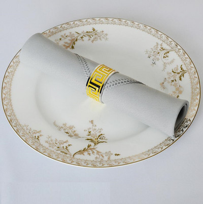 Επιτραπέζια χαρτοπετσέτα Διακόσμηση γάμου Απλό πολυεστέρα για πάρτι γενεθλίων εστιατορίου ξενοδοχείου Ανθεκτικό σε λεκέδες