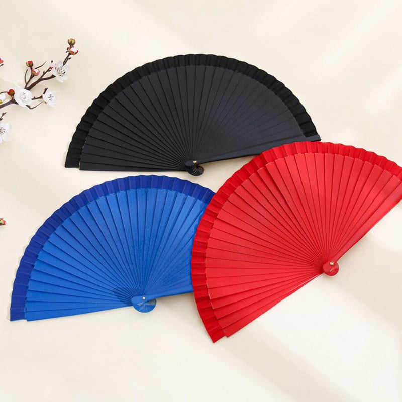 Kiváló összecsukható ventilátor, hosszan tartó kézi ventilátor, sima nyitás/zárás faszárú klasszikus táncos rajongói bemutató kellékek