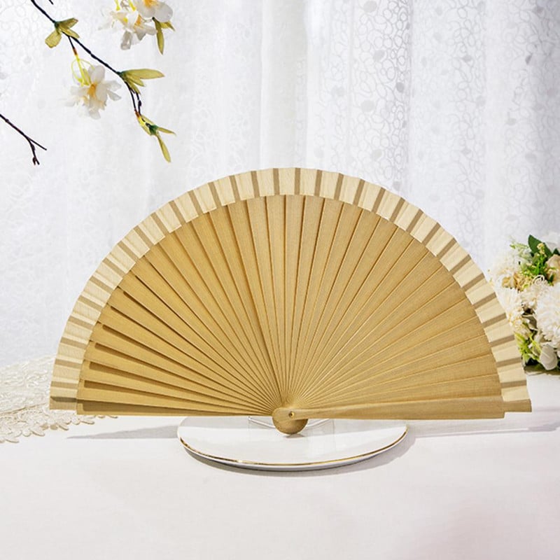 Kiváló összecsukható ventilátor, hosszan tartó kézi ventilátor, sima nyitás/zárás faszárú klasszikus táncos rajongói bemutató kellékek