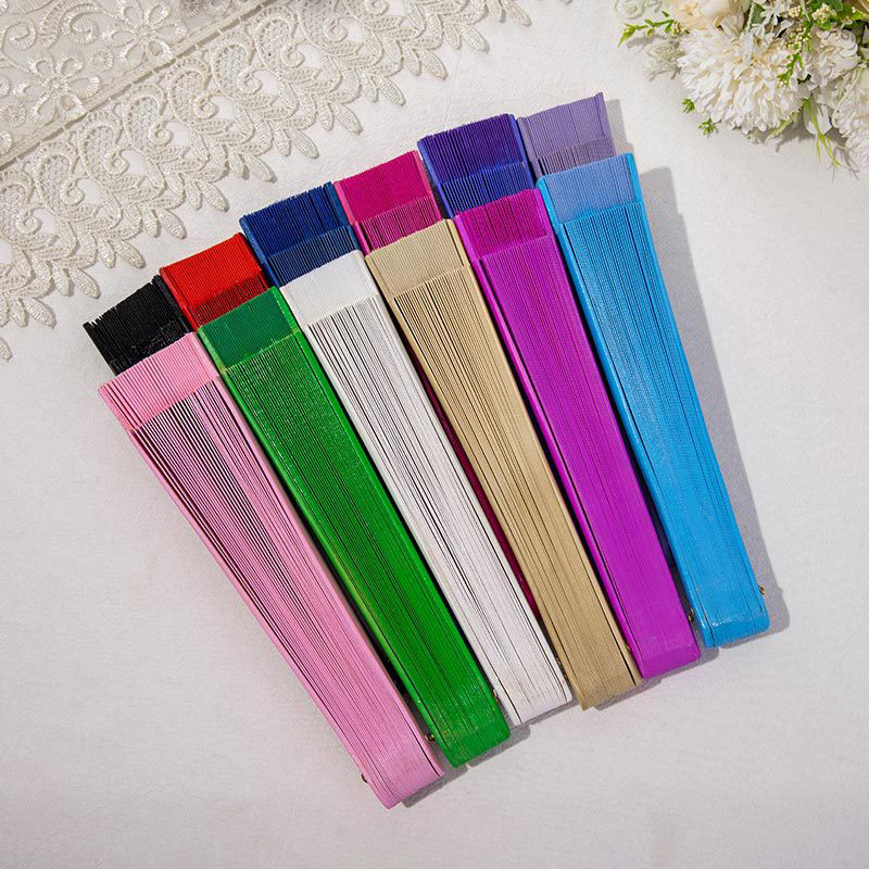 Moderna obična sklopiva lepeza za plesnu izvedbu Jednobojna lepeza Drvene ručno oslikane lepeze za svatove Ukrasni dodaci