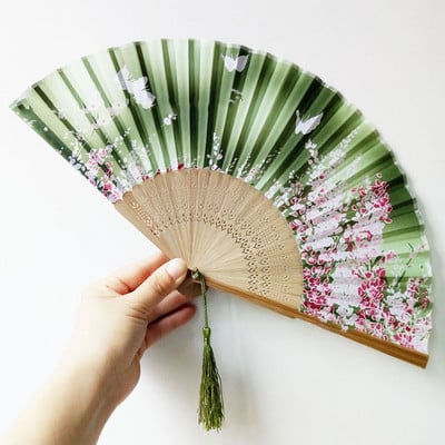 Kineska gravirana sklopiva ručna lepeza s drvenom drškom Klasična plesna lepeza s kićankama Vjenčanje Rođendanska zabava Favor Dekoracija lepeze Pokloni za goste