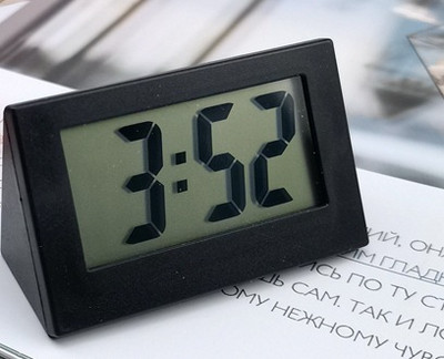 Akril digitális ébresztőóra tükör LED kijelző Hangvezérlés hőmérséklet naptár szundi funkció 12/24 órás kettős ébresztő otthoni dekoráció