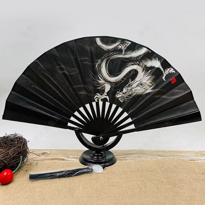 Kínai stílusú összecsukható ventilátor Klasszikus táncoló ruha ventilátor Vintage műanyag állati sárkánynyomtatás kézi legyezők