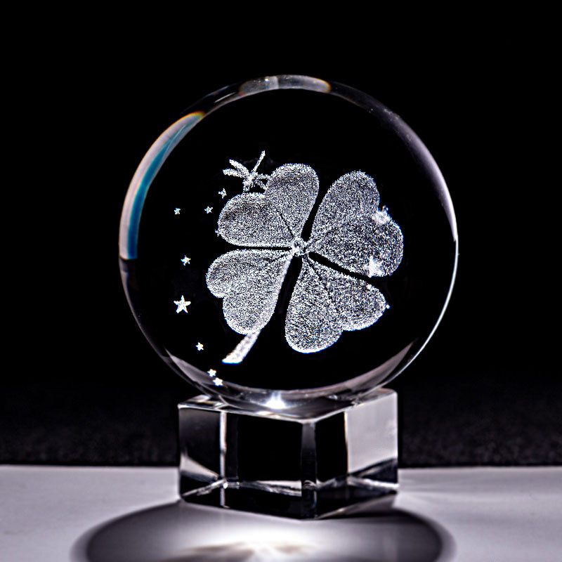 6 CM kristāla bumba četru lapu āboliņa miniatūras 3D lāzergravēts stikla sfēra, papīra svars, mājas dekorēšana, rotājumi, dāvanas, figūriņas