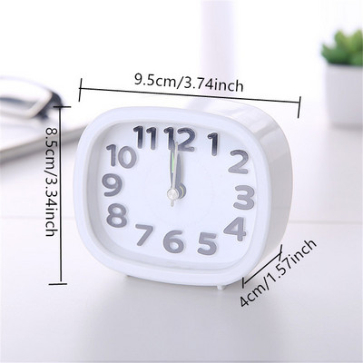 Kvadrātveida apaļš mazs modinātājs, atlikts kluss, slaucošs pamošanās galda pulkstenis ar baterijām darbināms kompakts pārnēsājams ceļojumu modinātājs