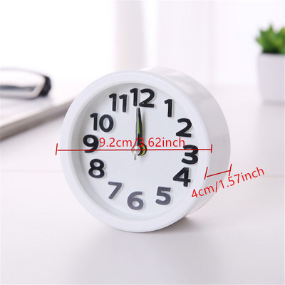 Kvadrātveida apaļš mazs modinātājs, atlikts kluss, slaucošs pamošanās galda pulkstenis ar baterijām darbināms kompakts pārnēsājams ceļojumu modinātājs