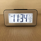 Digitális LED ébresztőórák Diákórák heti szundi hőmérővel Elektronikus asztali naptár LCD íróasztal