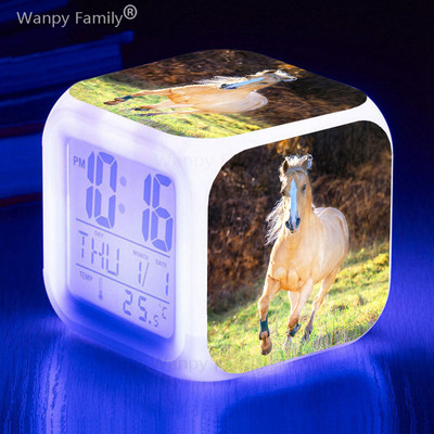 Black Horse Led Modinātājs 7 Krāsu Kvēlojošs Daudzfunkciju Digitālais Pulkstenis Bērnu istabas Modinātāja Galda Modinātājs Bērniem Ziemassvētku Dāvanas