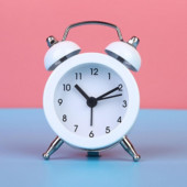 Jauks mini metāla apaļais modinātājs rakstāmgalds elektroniskais digitālais pulkstenis guļamistaba viesistabas modinātājs radošs mājas dekors