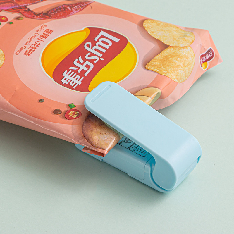 1 бр. Машина за запечатване на мини топлинна торбичка. Торбички за запечатване на пакети. Термична пластмасова торбичка за храна. Преносимо запечатване. Опаковка. Кухненски аксесоар