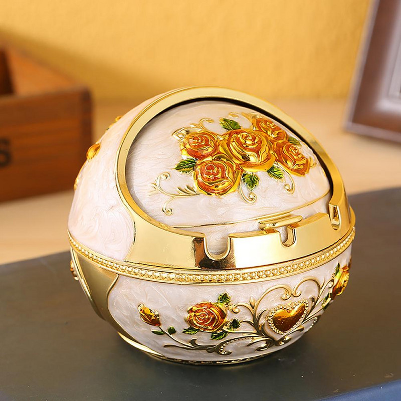 Retro pelnu trauka mājsaimniecības cigarešu smēķēšanas turētājs Mājas dekors, cinka sakausējuma liels pelnu turētājs ar vāku mājas drauga dzimšanas dienas dāvanai