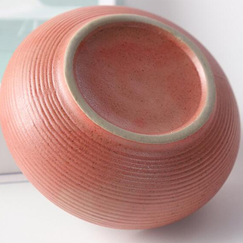 Creative Kiln Variable Glaze Керамичен пепелник в европейски стил с капак Настолен пепелник Всекидневна Ретро пепелник Декорация на дома