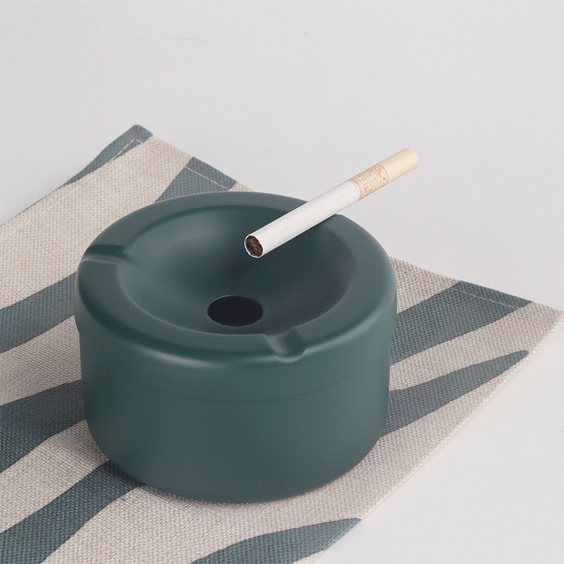 Кръгъл пепелник от неръждаема стомана с капак за автомобил Метален външен ветроустойчив пепелник за цигари