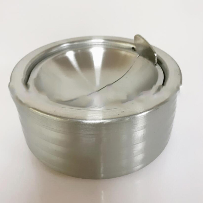 Modna okrugla okrugla pepeljara od nehrđajućeg čelika otporna na vjetar Hotelski internet kafić Rotirajuća pepeljara s poklopcem