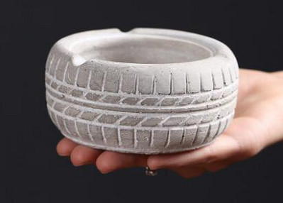 Kerek cement hamutartó csúszásgátló pattintással Retro gumiabroncs alakú hamutartó füstölő hamutartó Nappali irodai dohányzóasztal díszek