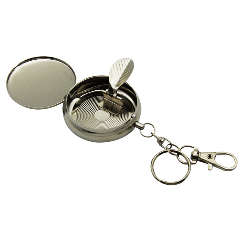 Мини външен пепелник с ключодържател Преносим кръгъл пепелник Ключодържател Ключодържател от сплав за цигари Пепелник за жени Мъже Подаръци Бижута