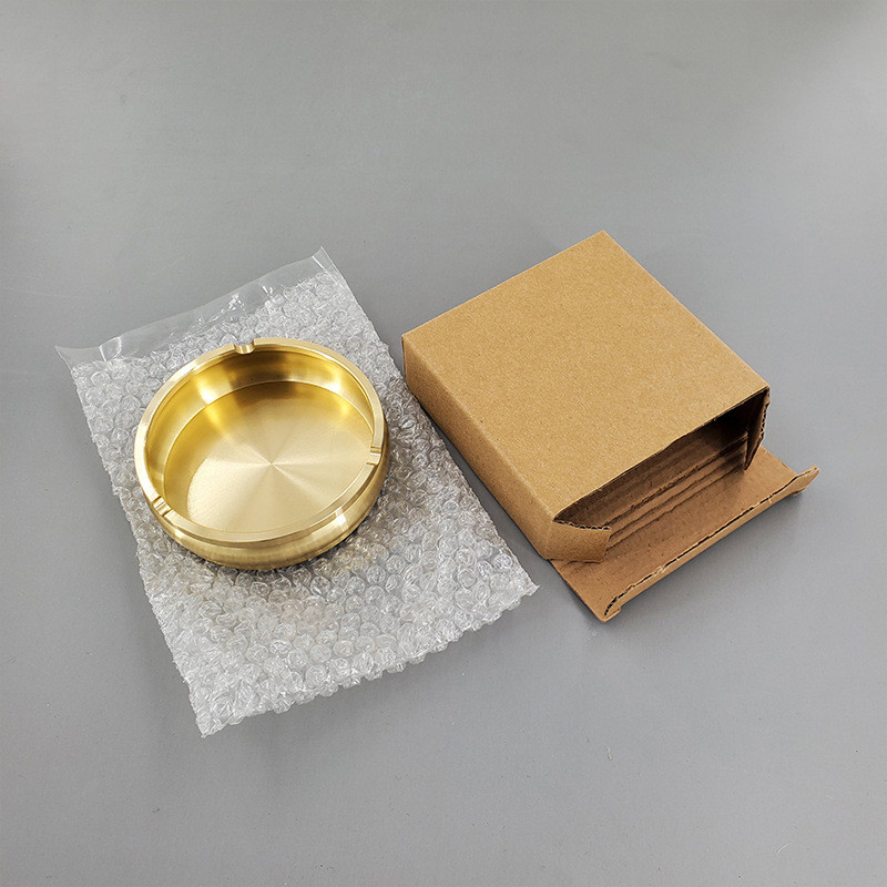 Преносим месингов пепелник Домашен пепелник Офис Хотелски пепелник Настолен орнамент Кола Офис Пепелник Изцяло меден плътен пепелник