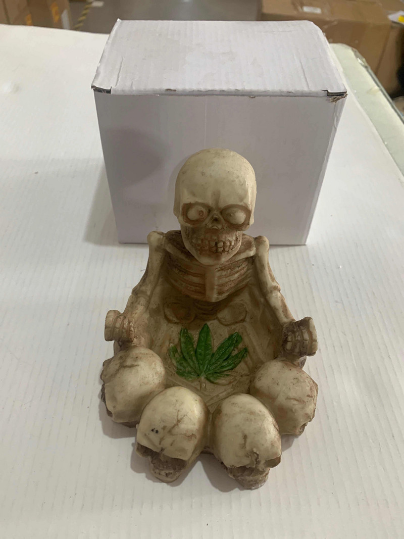 Пепелник с череп от смола Творчески домашни джаджи Пепелници за цигари Подарък Тави за ресторант Аксесоари за пушене Подарък за мъже