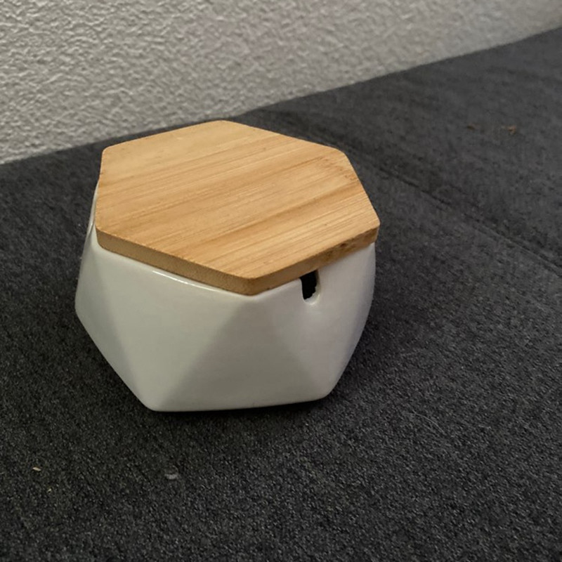 Пепелници Подарък за гадже Творчески пепелник Бюро Аксесоари за дома Пепелник Пепелник с капак Керамичен пепелник