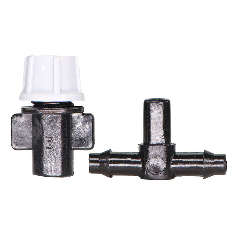 20PCS Регулируем градински капково напояване Дюзи за замъгляване Капково напояване Пръскачка Разпръскваща пръскачка с конектор за тройник