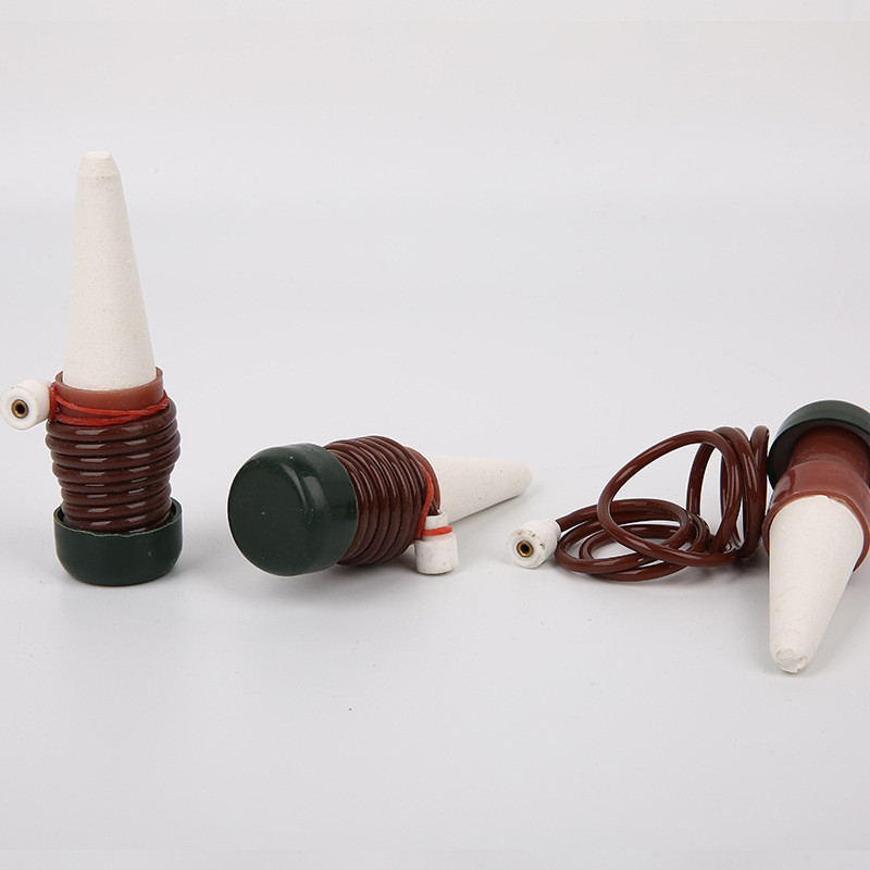 2бр. Автоматична поилка за растения Градински конус Поливни шипове Външно стайно растение Цвете Самополивна напоителна саксия Поливане