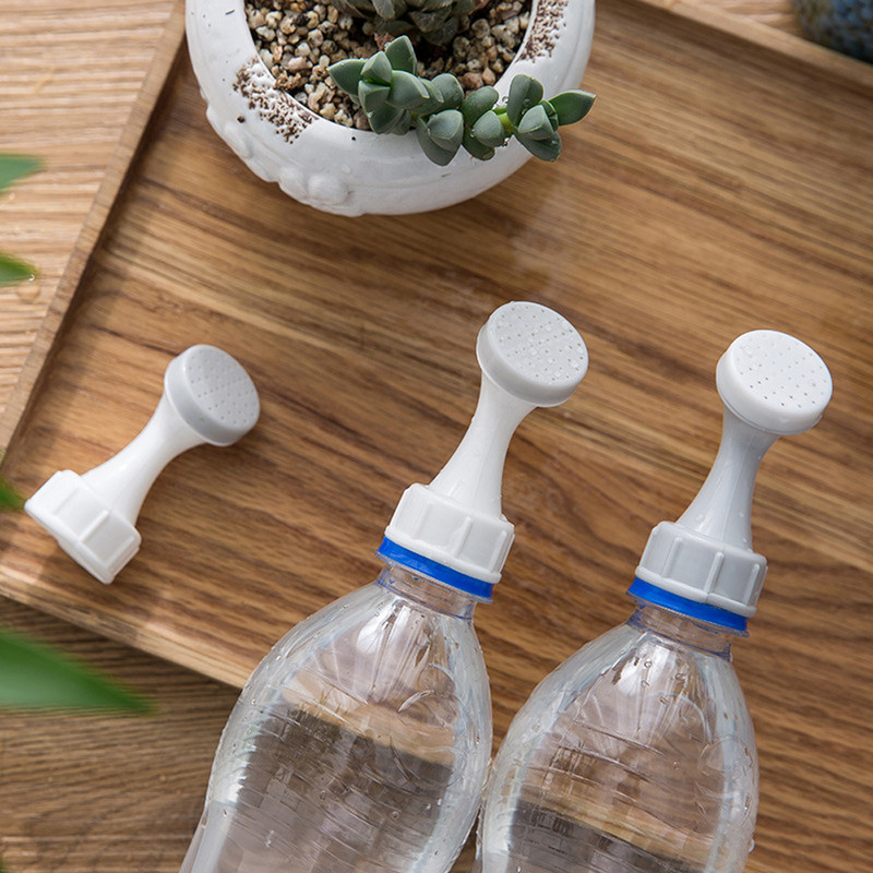 2 бр. Дюза за градинска пръскачка за напояване за бутилка Пластмасова спринклерна напоителна душ глава Вътрешни поливачи Градински инструмент