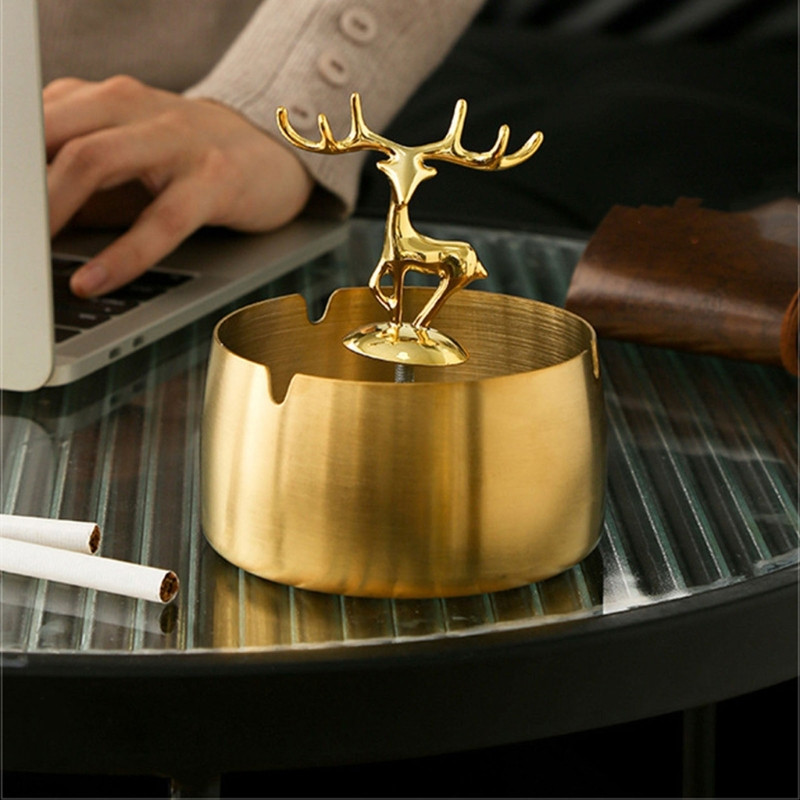 Модерен пепелник от неръждаема стомана Метален елен Цигара Пепелник Декорация Занаят Пушачи Подарък за мъже Домашен офис Хотел