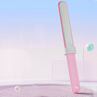 Szöszeltávolító elektrosztatikus kisállatszőreltávolító kefe Kétoldalas heverőruhák tisztítása bútormosáshoz öntisztító hurokkal