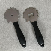 Kaparó tisztító fém BBQ grill rostély grillsütő súroló palacknyitó eszköz