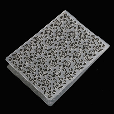 Jauna 3D reljefa mape Caurspīdīga reljefa plastmasas plākšņu dizains papīra griešanas matricām, kas paredzētas DIY papīra griešanai Scrapbooking 10,5x14,5 cm