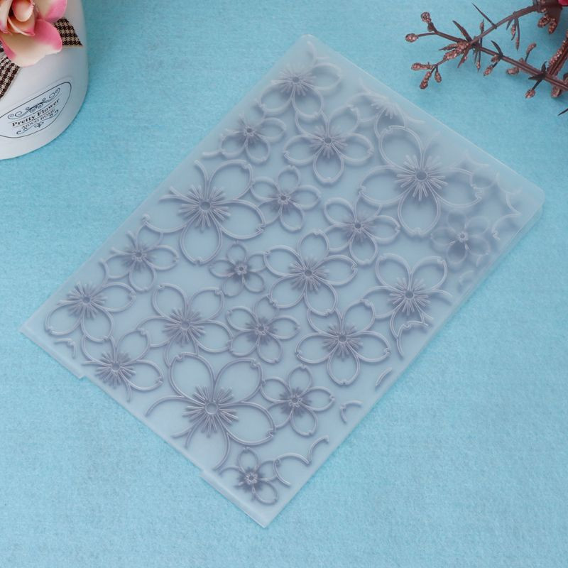 2022. gada jauna plastmasas reljefa mape DIY Amatniecības veidne Veidņu zīmogu trafareti albums, papīra kartīte, fotoattēlu albuma veidošanas rīks, zieds