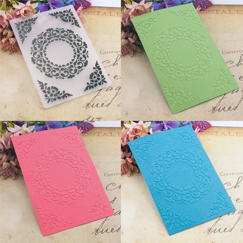 Izsmalcinātas dekoratīvas teksturētas plastmasas reljefa mapes kartīšu izgatavošanai Ziemassvētku veidņu albumu veidošanai un citiem papīra izstrādājumiem