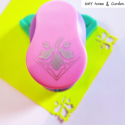 Reljefs DIY stūra papīrs, drukāšanas karšu griezējs albumu veidotājs, liela ierīce caurumotājs bērniem, rokām darināta amatniecības dāvana Furador Eva