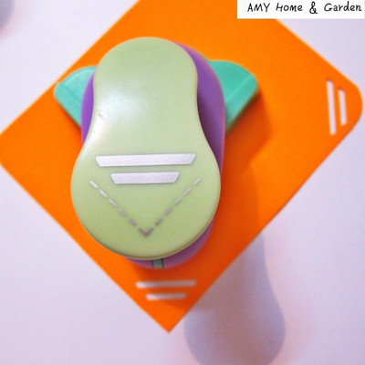 Reljefs DIY stūra papīrs, drukāšanas karšu griezējs albumu veidotājs, liela ierīce caurumotājs bērniem, rokām darināta amatniecības dāvana Furador Eva