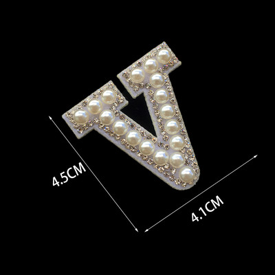 1 tk 3D valge põhjaga pärlkirjaga plaastrid Inglise tähestikuga kivist aplikatsioon rõivastele triibuga märgil DIY nimi