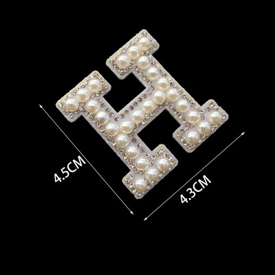 1 tk 3D valge põhjaga pärlkirjaga plaastrid Inglise tähestikuga kivist aplikatsioon rõivastele triibuga märgil DIY nimi