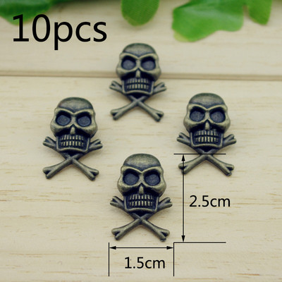 Vairāki dizaini Pankroka galvaskausa tapas Dzīvnieku tapas apģērbam Kniedes Ādas amatniecībai Naktsklubs Roku darbs Aksesuārs