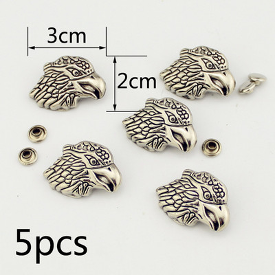 Vairāki dizaini Pankroka galvaskausa tapas Dzīvnieku tapas apģērbam Kniedes Ādas amatniecībai Naktsklubs Roku darbs Aksesuārs