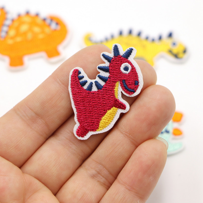 New Arrival 7Pc/Lot Mixed Colors Dinosaur Embroidered Patches Iron On Cartoon Colorful Patches For Clothing Motif Applique
