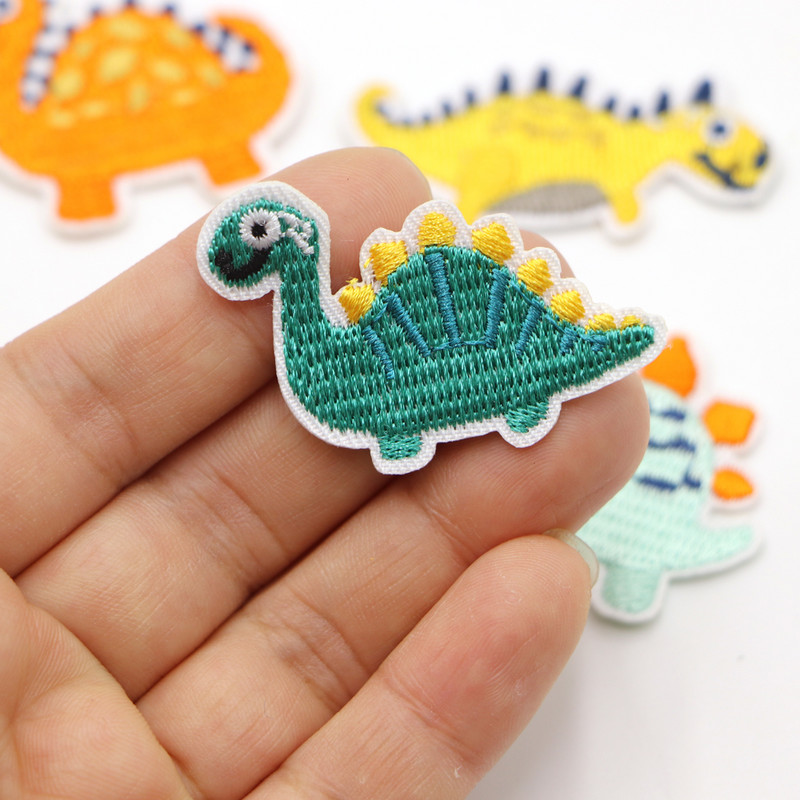 New Arrival 7Pc/Lot Mixed Colors Dinosaur Embroidered Patches Iron On Cartoon Colorful Patches For Clothing Motif Applique