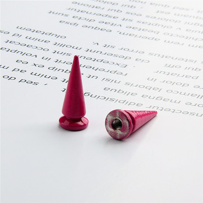 10 σετ 10*26mm Bullet Cone Πολύχρωμες καρφίτσες και καρφιά για ρούχα DIY Χειροποίητα Cool Punk Ravets για ένδυμα Δερμάτινα παπούτσια Craft Bag