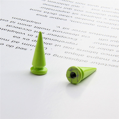 10 σετ 10*26mm Bullet Cone Πολύχρωμες καρφίτσες και καρφιά για ρούχα DIY Χειροποίητα Cool Punk Ravets για ένδυμα Δερμάτινα παπούτσια Craft Bag