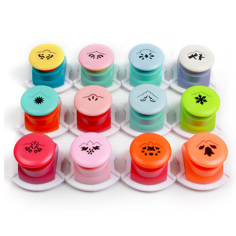 Reljefs DIY rīks Stūra papīrs Drukas karšu griezējs Scrapbook Formatētājs Maza reljefa caurumošanas ierīce Caurumu perforators Bērni Roku darbs