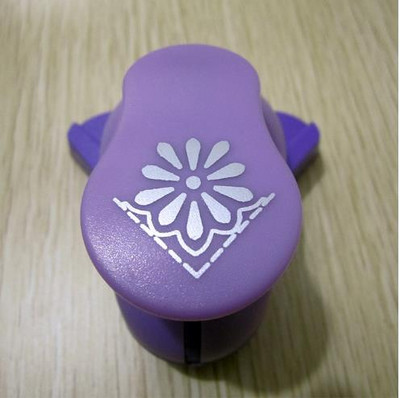 Reljefs DIY stūra papīrs, drukāšanas karšu griezējs albumu veidotājs, liela ierīce caurumotājs bērniem, rokām darināta amatniecības dāvana Furador Eva