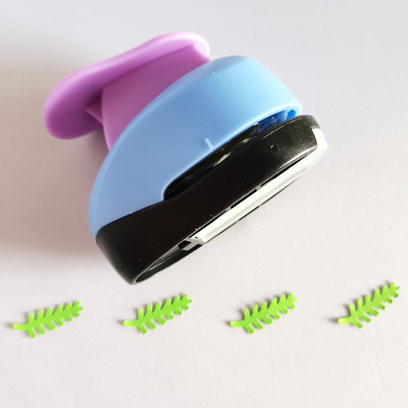 1 gab Ziemassvētku eglīte, ciedra ozola lapu perforators Scrapbooking School DIY dāvanu ciedra papīra griezējs EVA putu koki caurumu perforatori