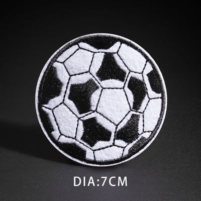 Smalki sporta beisbola basketbola ielāpi apģērbu dekorēšanai 3D izšūti futbols regbija bumbu aplikācijas Bērnu apģērba nozīmītes