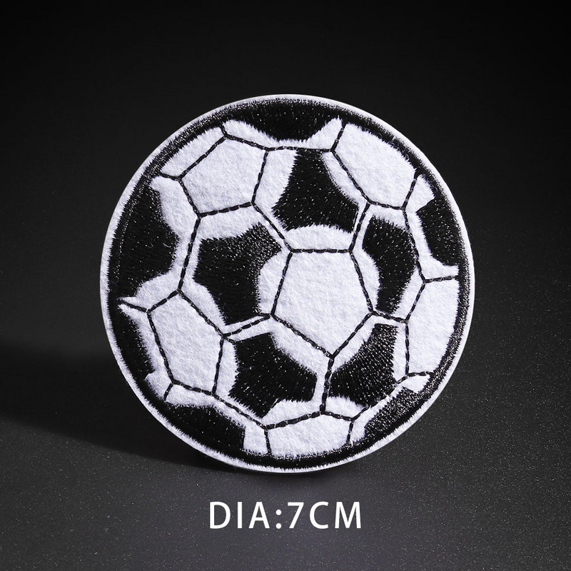 Smalki sporta beisbola basketbola ielāpi apģērbu dekorēšanai 3D izšūti futbols regbija bumbu aplikācijas Bērnu apģērba nozīmītes